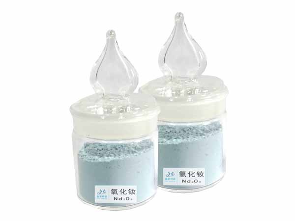 稀土与大气
